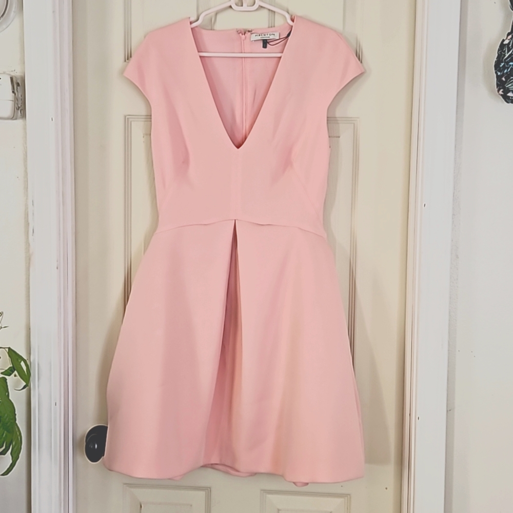 Hamilton gown dress sz 6 color lotus pink new with tag